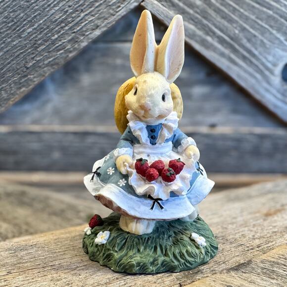 Vintage 1995 Bunny Toes Annie With Strawberries Figurine by Pacific Rim , #66298 - Picture 10 of 10